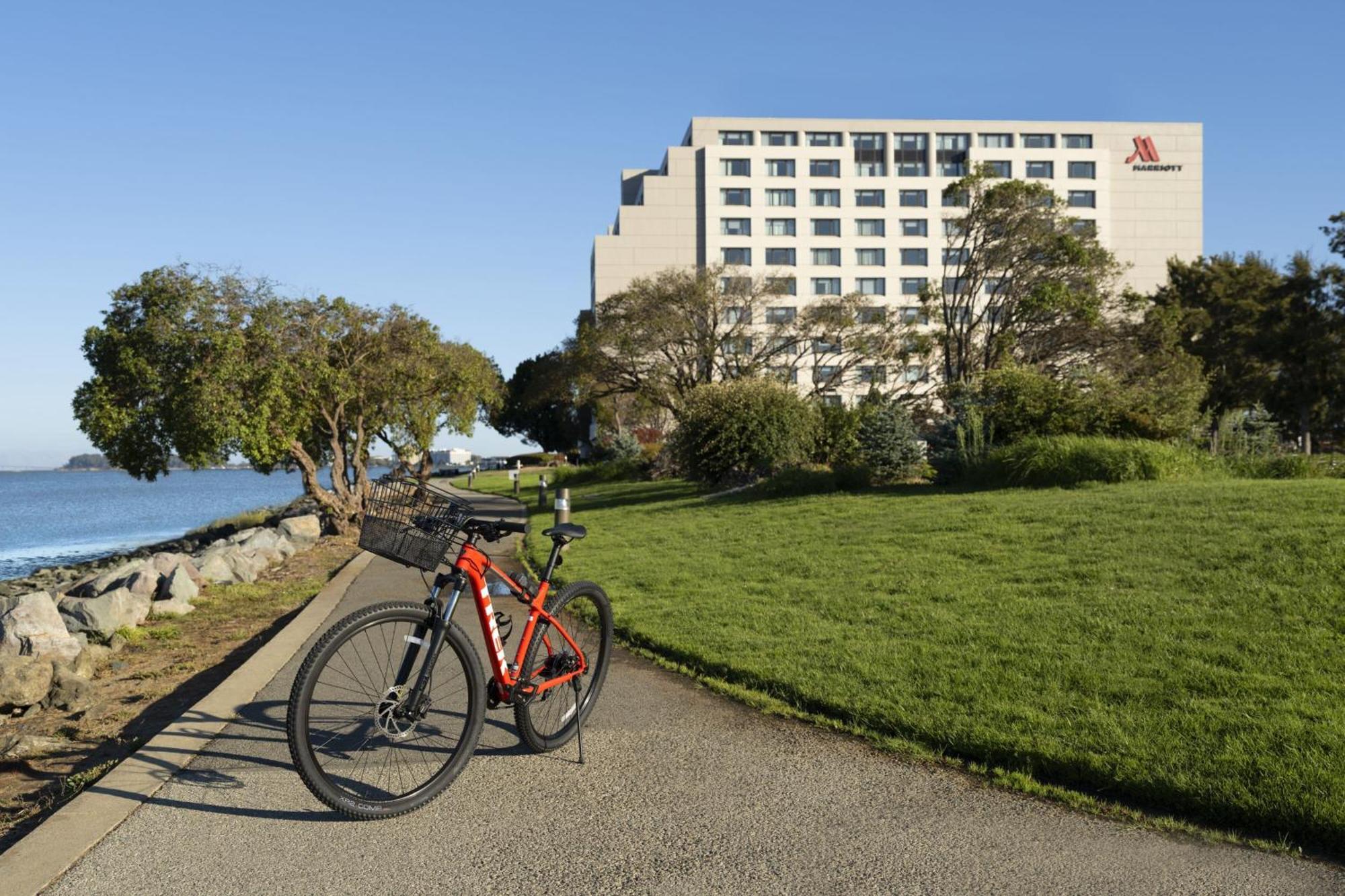 Hotel San Francisco Airport Marriott Waterfront 4*