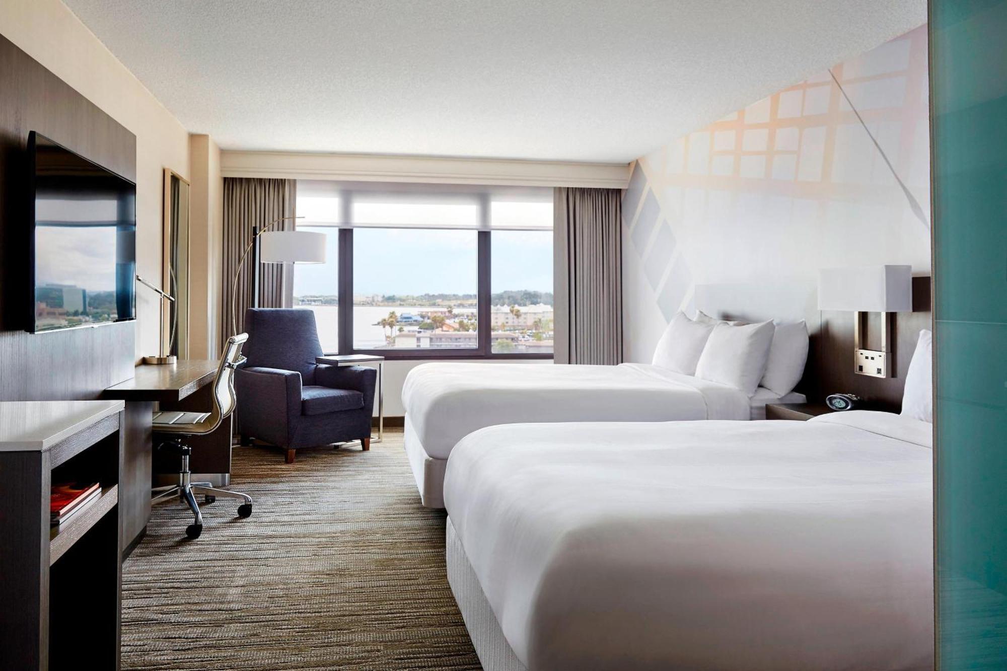 Hotel San Francisco Airport Marriott Waterfront 4*